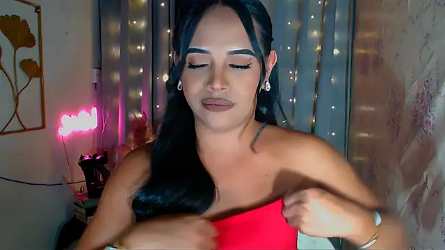 Snapshot of Lorainnelustts chatting on February 14, 2026, 2:28 pm Lorainnelustts online show from February 14, 2026, 2:28 pm