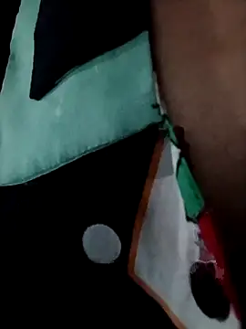 Harmony92 online show from October 14, 2025, 10:42 pm