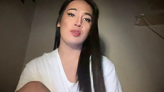 fallon empress143 online show from November 3, 2025, 10:13 pm