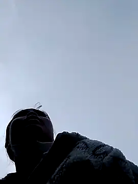 CloudyChu online show from November 20, 2025, 1:39 am