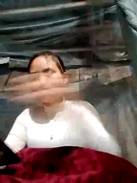 CloudyChu online show from November 12, 2025, 2:04 am