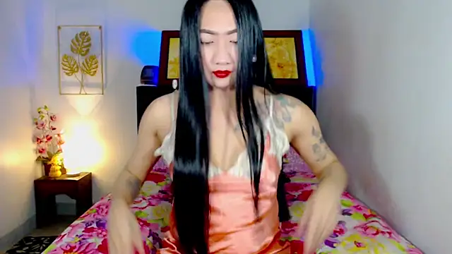 LovelyQueen69 online show from April 12, 2026, 12:03 am