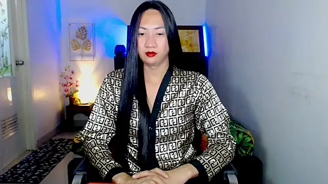 LovelyQueen69 online show from December 22, 2025, 8:53 pm