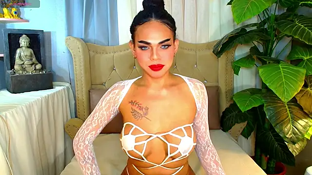 MochaliciousTransOnTop online show from September 27, 2025, 1:45 am