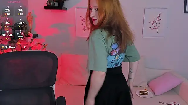 Snapshot of Violet_Griffen chatting on July 19, 2026, 4:04 pm Violet Griffen online show from July 19, 2026, 4:04 pm