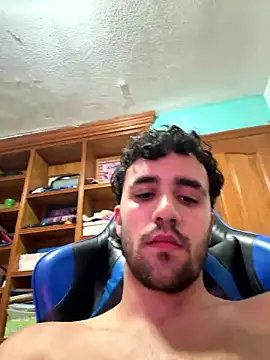 Snapshot of aavrdvh33 chatting on May 7, 2026, 1:54 am aavrdvh33 online show from May 7, 2026, 1:54 am