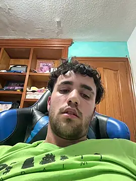 Snapshot of aavrdvh33 chatting on April 11, 2026, 10:46 pm aavrdvh33 online show from April 11, 2026, 10:46 pm