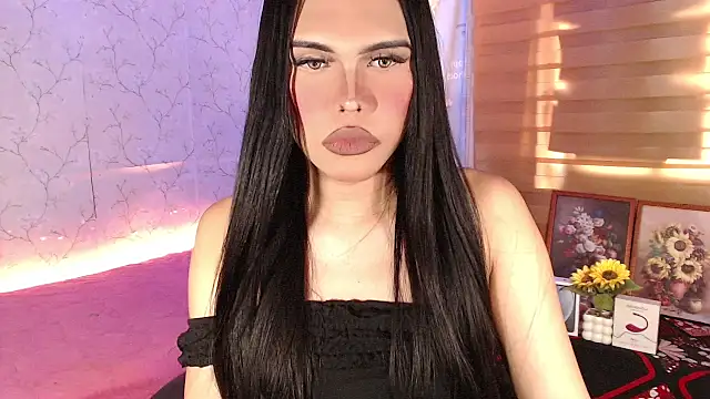 Snapshot of TssluttyNikka chatting on March 23, 2026, 1:06 am TssluttyNikka online show from March 23, 2026, 1:06 am