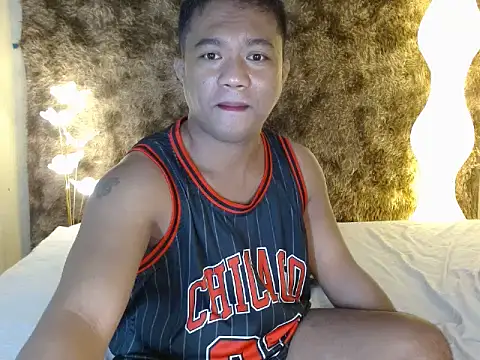 Snapshot of JustJakey chatting on July 13, 2026, 2:44 am JustJakey online show from July 13, 2026, 2:44 am