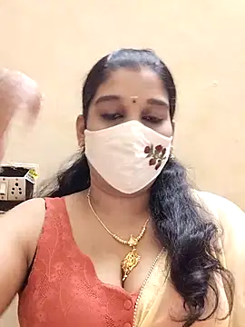 amelia-rani online show from October 4, 2025, 1:23 pm