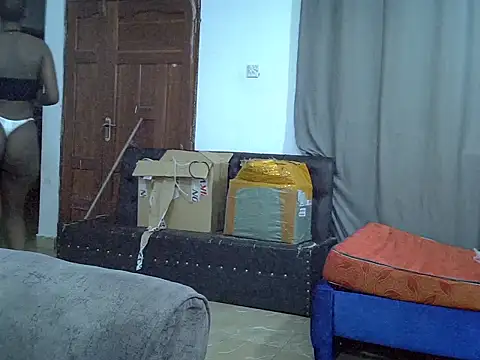 Snapshot of IVY-BLUEE chatting on November 27, 2025, 1:39 am IVY-BLUEE online show from November 27, 2025, 1:39 am