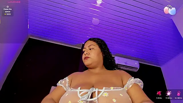 Snapshot of fallon_08 chatting on February 9, 2026, 7:56 pm fallon 08 online show from February 9, 2026, 7:56 pm