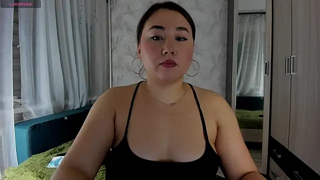 Snapshot of emilia_mur chatting on June 22, 2026, 6:16 pm emilia mur online show from June 22, 2026, 6:16 pm