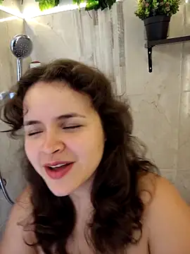 SeleneLuminari8 online show from February 6, 2026, 5:42 pm