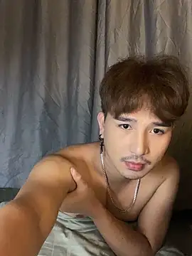 cute richard24 online show from April 22, 2026, 2:02 pm