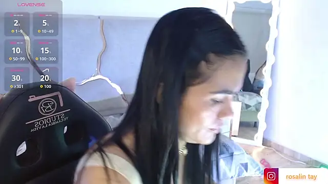 Rosalind tay online show from November 27, 2025, 3:56 pm