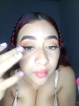 Snapshot of Chloe_Sky_love chatting on November 21, 2025, 4:55 am Chloe Sky love online show from November 21, 2025, 4:55 am