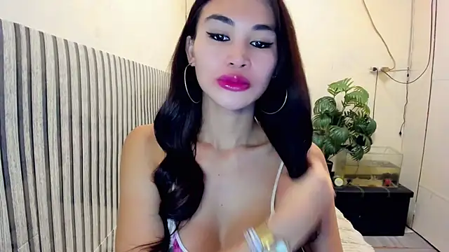 Ms Monica online show from February 17, 2026, 2:53 am