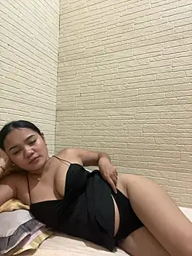 Lovingyou143xx online show from June 29, 2026, 5:14 am