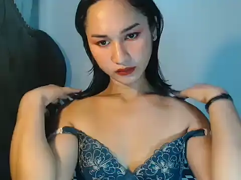 Snapshot of lava_lux chatting on June 16, 2026, 4:56 am lava lux online show from June 16, 2026, 4:56 am