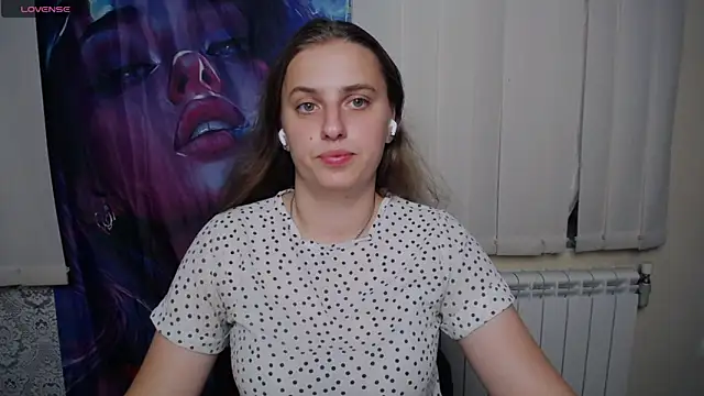 AmandaDimond  online show from June 29, 2026, 1:11 pm