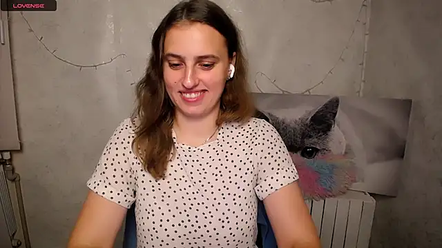AmandaDimond  online show from July 10, 2026, 12:27 pm