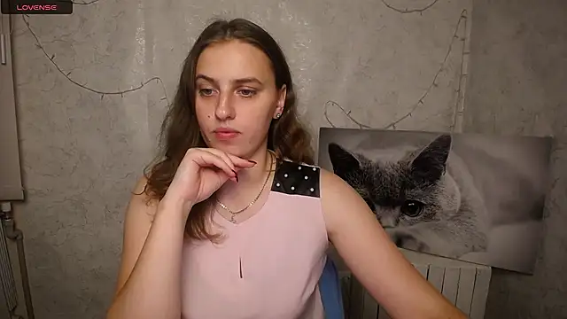 AmandaDimond  online show from July 13, 2026, 1:43 pm