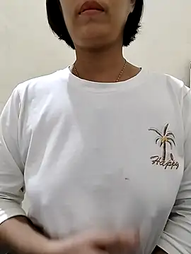 love sexy090 online show from November 18, 2025, 12:19 pm