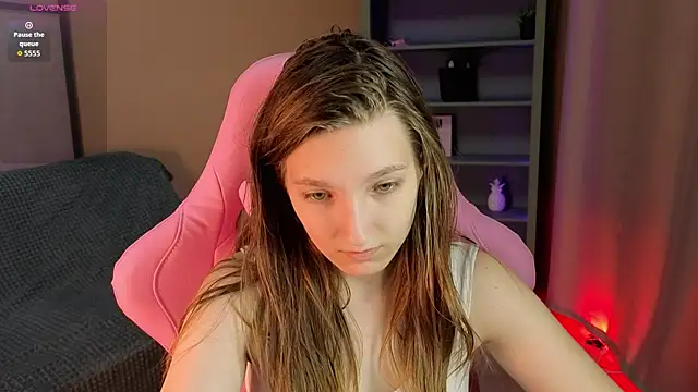 Mia Myles online show from September 10, 2025, 10:03 am