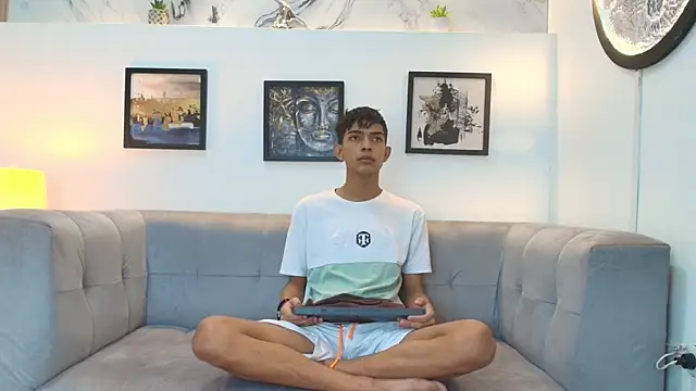 PRETTY SEX1 online show from December 19, 2025, 1:46 pm