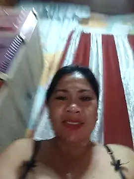 sexybitch 02 online show from December 16, 2025, 2:21 pm