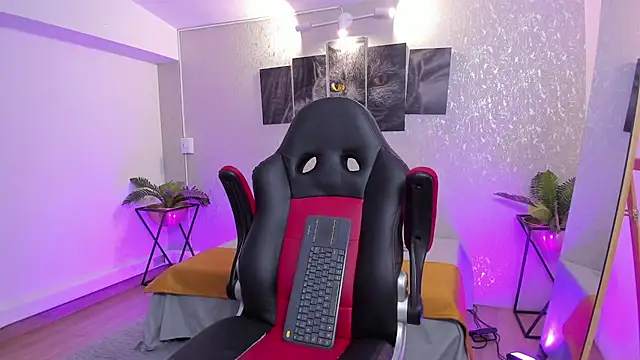 nils saint online show from November 9, 2025, 4:27 am