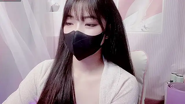 kemybaby online show from March 25, 2026, 10:19 pm