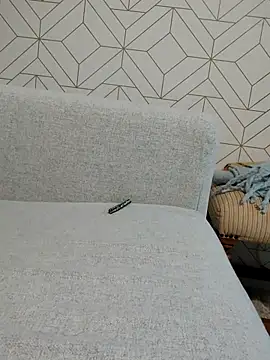 boy8540 online show from April 7, 2026, 8:05 am