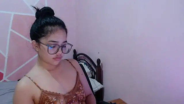 aaliyah walker online show from November 24, 2025, 10:48 am