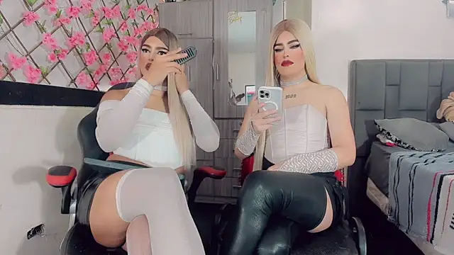 Snapshot of thiara_veky chatting on February 7, 2026, 7:22 pm thiara veky online show from February 7, 2026, 7:22 pm