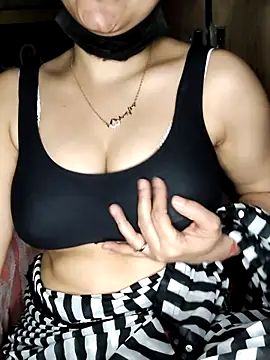 Horny Shalu online show from March 10, 2026, 5:50 pm