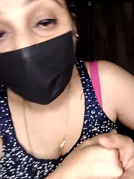 Snapshot of Horny_Shalu chatting on May 7, 2026, 6:50 am Horny Shalu online show from May 7, 2026, 6:50 am
