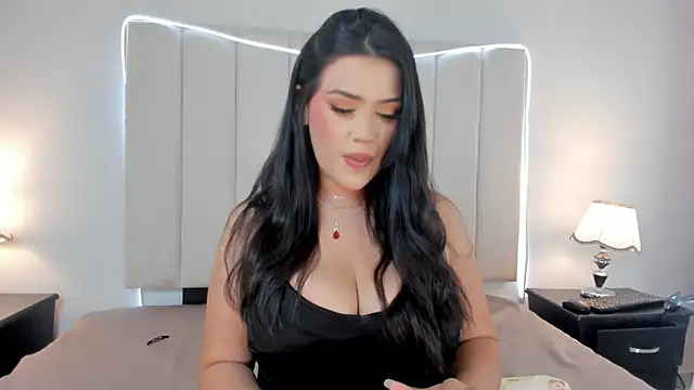 InnaVolkova online show from May 27, 2026, 2:02 pm