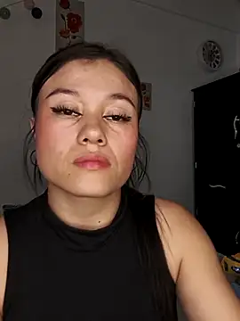 Snapshot of Meriilyn_Monroe724 chatting on March 28, 2026, 2:29 pm Meriilyn Monroe724 online show from March 28, 2026, 2:29 pm