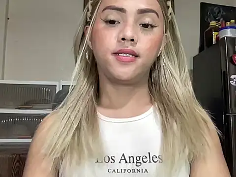 calimonroe online show from February 23, 2026, 10:32 pm