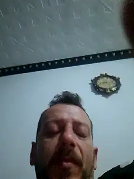 Snapshot of raducori chatting on March 13, 2026, 10:59 pm raducori online show from March 13, 2026, 10:59 pm