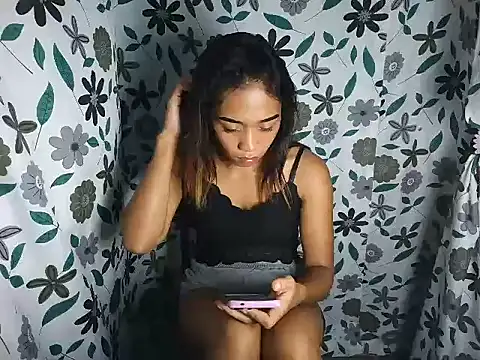 Virgen christine01 online show from February 11, 2026, 6:30 pm