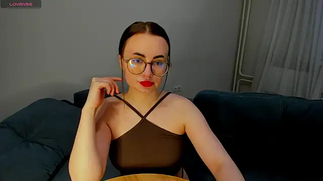 Snapshot of MewStella chatting on April 23, 2026, 2:40 pm MewStella online show from April 23, 2026, 2:40 pm