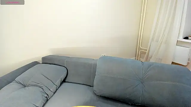 MewStella online show from April 8, 2026, 10:33 pm