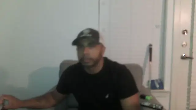 Snapshot of Rcarrasco15 chatting on June 3, 2026, 9:10 am Rcarrasco15 online show from June 3, 2026, 9:10 am