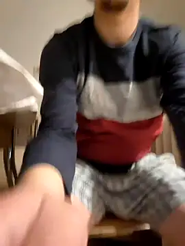 Snapshot of hugecock4u1990 chatting on February 25, 2026, 4:56 am hugecock4u1990 online show from February 25, 2026, 4:56 am