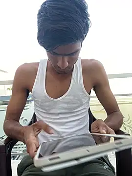 funny sexxx online show from April 8, 2026, 12:50 pm