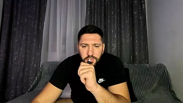 Gold Alpha Boy online show from October 24, 2025, 7:46 pm