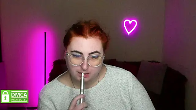 Alicia love00 online show from November 2, 2025, 6:29 am